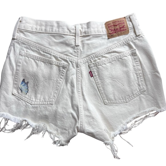 Levi’s 501 High Rise Butterfly Jean Shorts Off-White Size 29 - Picture 2 of 15